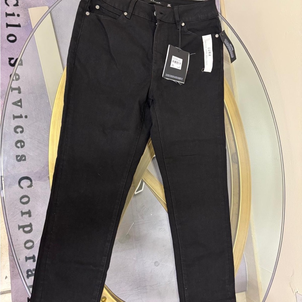 Women’s Black Jeans